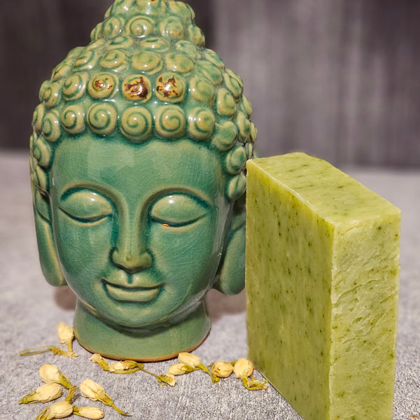 Eucalyptus Spearmint Vegan Soap Bar – Refreshing Organic Essential Oil Soap with Shea Butter & Spirulina
